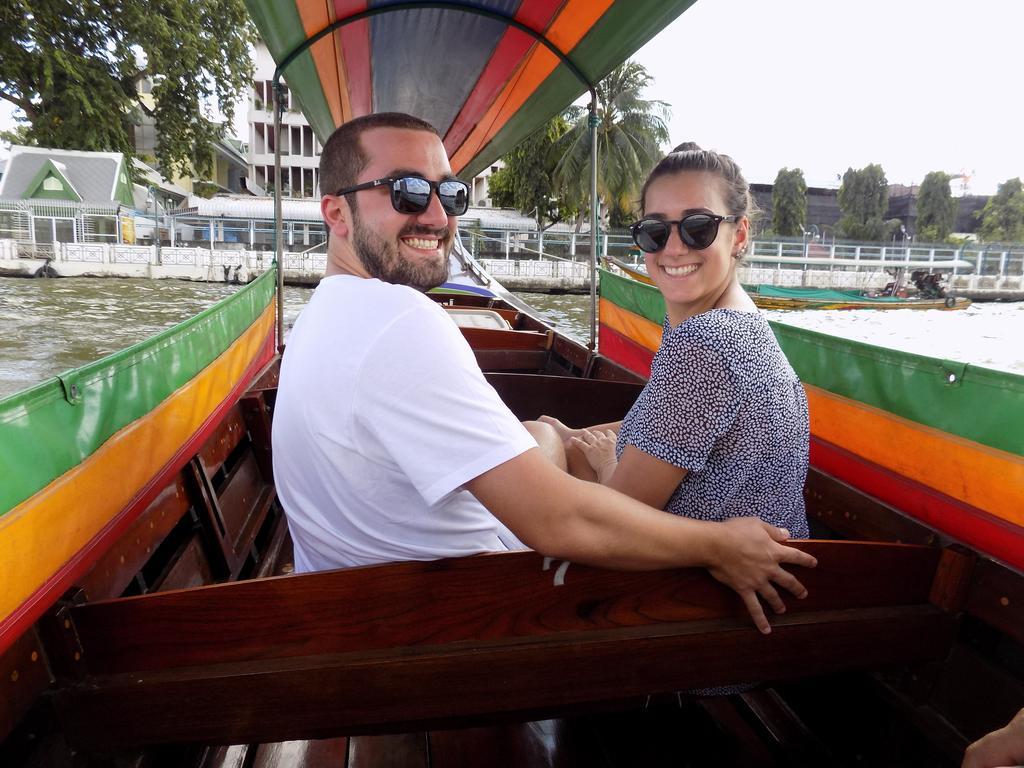 The Oasis Hostel (Adults Only) Bangkok Exteriör bild