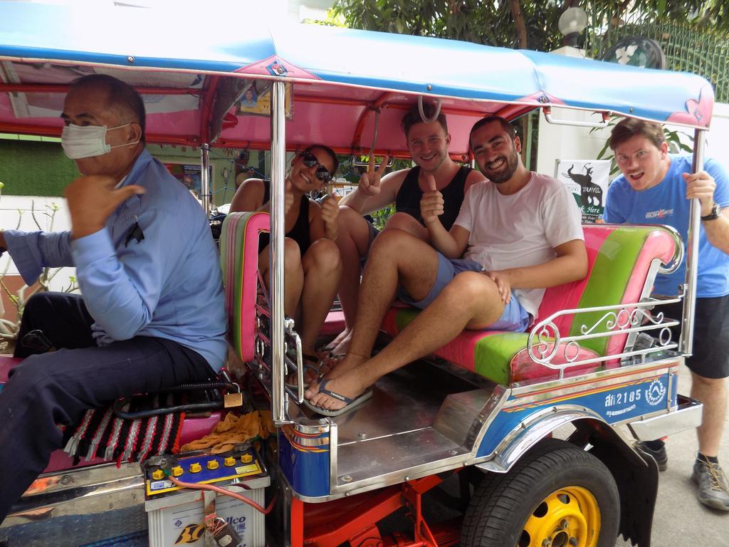 The Oasis Hostel (Adults Only) Bangkok Exteriör bild