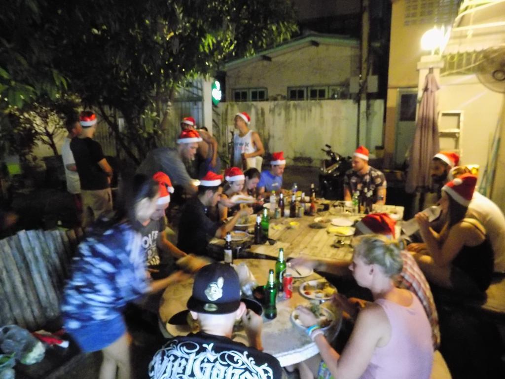 The Oasis Hostel (Adults Only) Bangkok Exteriör bild